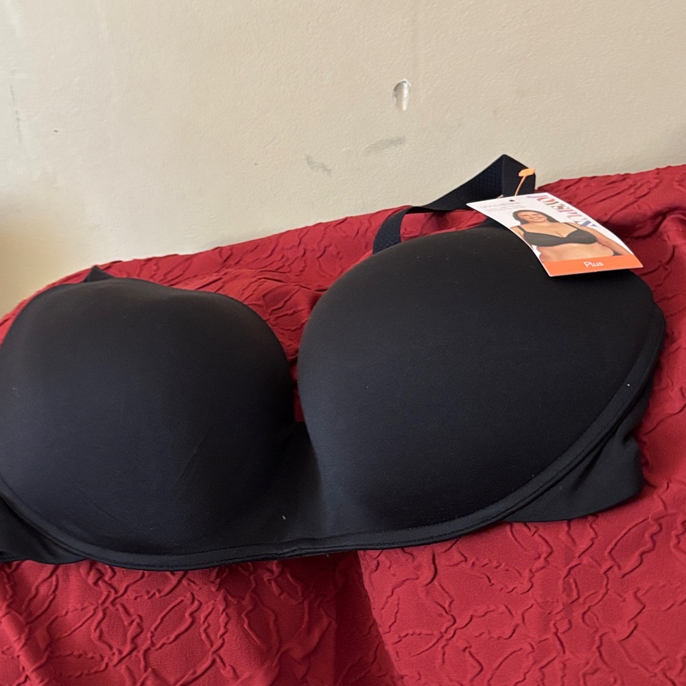 Black Bra 38DD NWT ⭐️